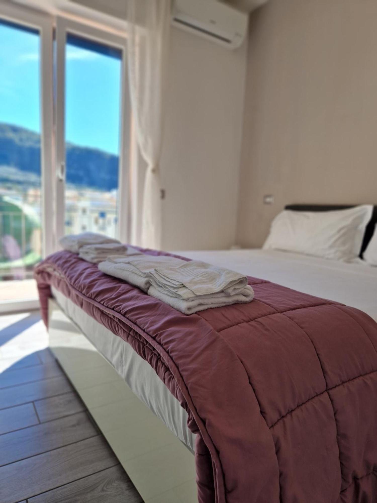 Casa Nelida, Sorrento Centre Apartment Екстериор снимка