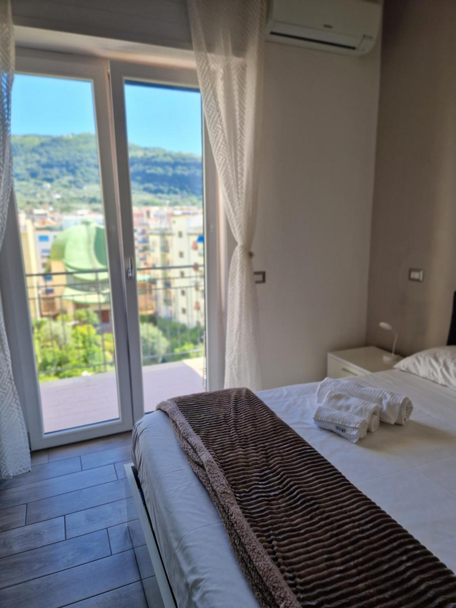 Casa Nelida, Sorrento Centre Apartment Стая снимка